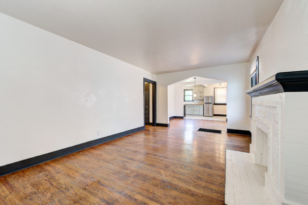 1833NorthGatewoodAvenue-10