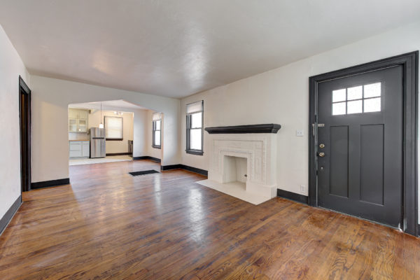 1833NorthGatewoodAvenue-8
