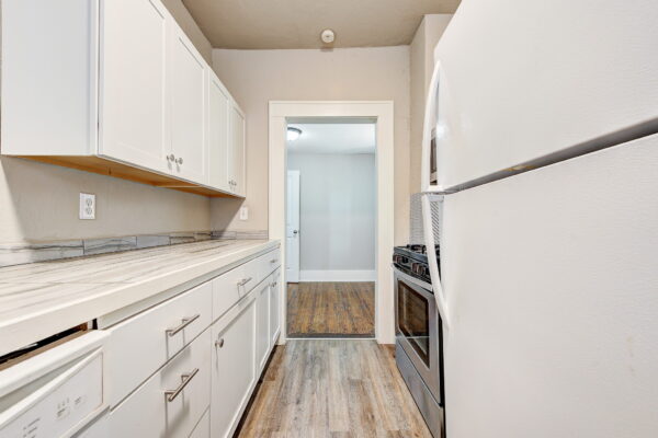 26-web-or-mls-305 NW 25th Street-26