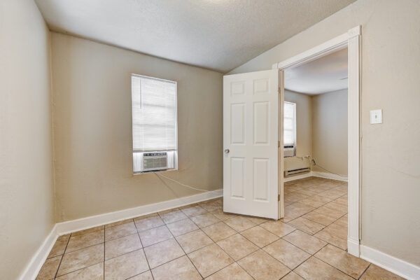 9619SE4thStreet-34