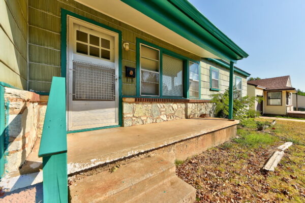 6-web-or-mls-3813 SE 25th Street-6
